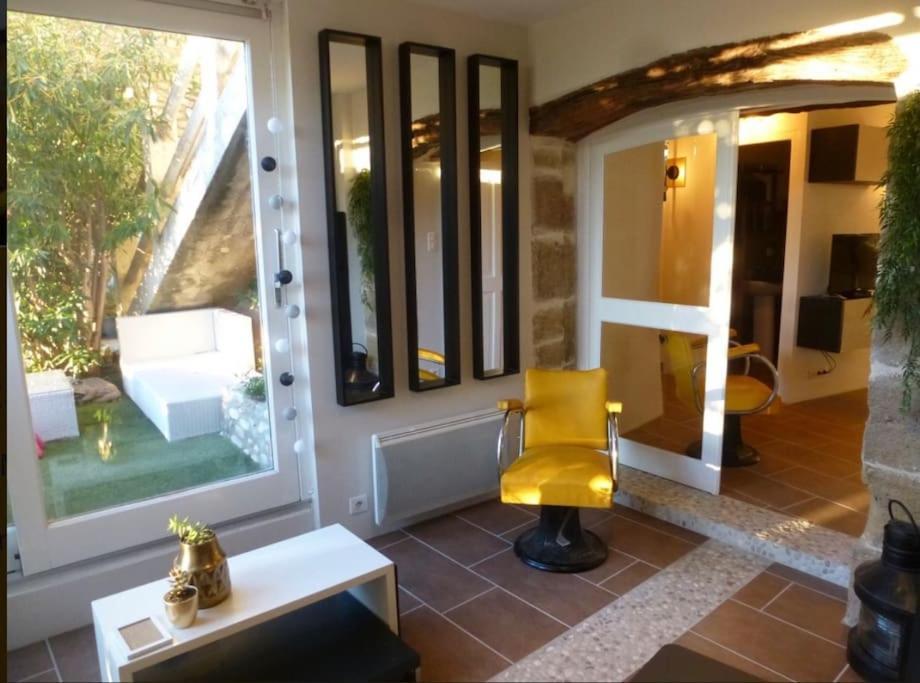 La Vue Sur Le Mont Ventoux, Appartement & Parking Cairanne Exterior photo